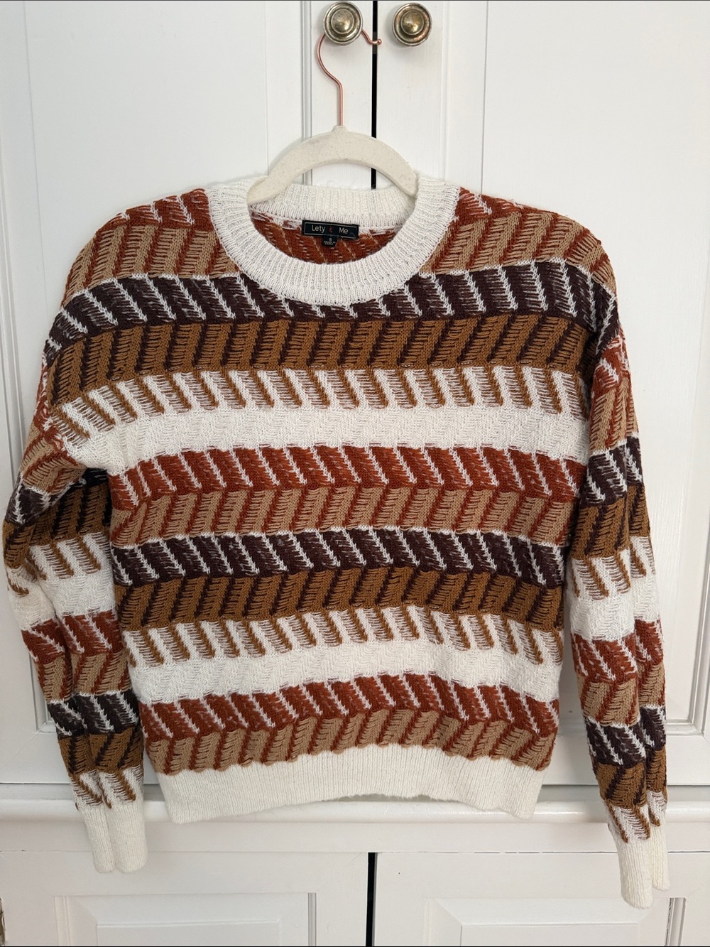 Cozy Chevron Stripe Crewneck Sweater in Cream, Brown & Rust